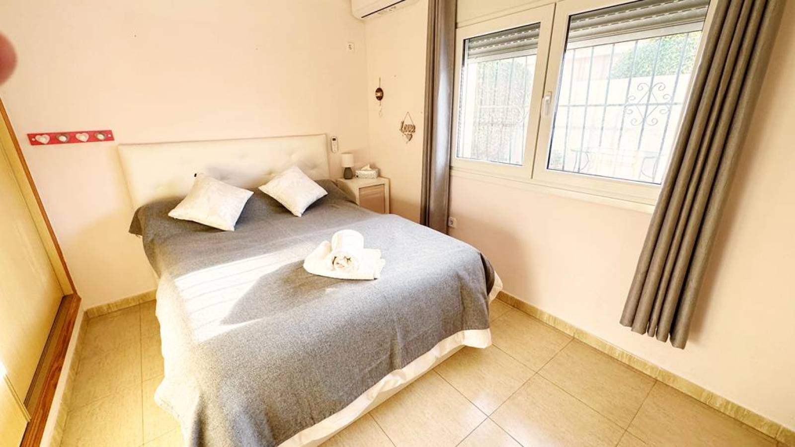 Odsprzedaż - Villa - 