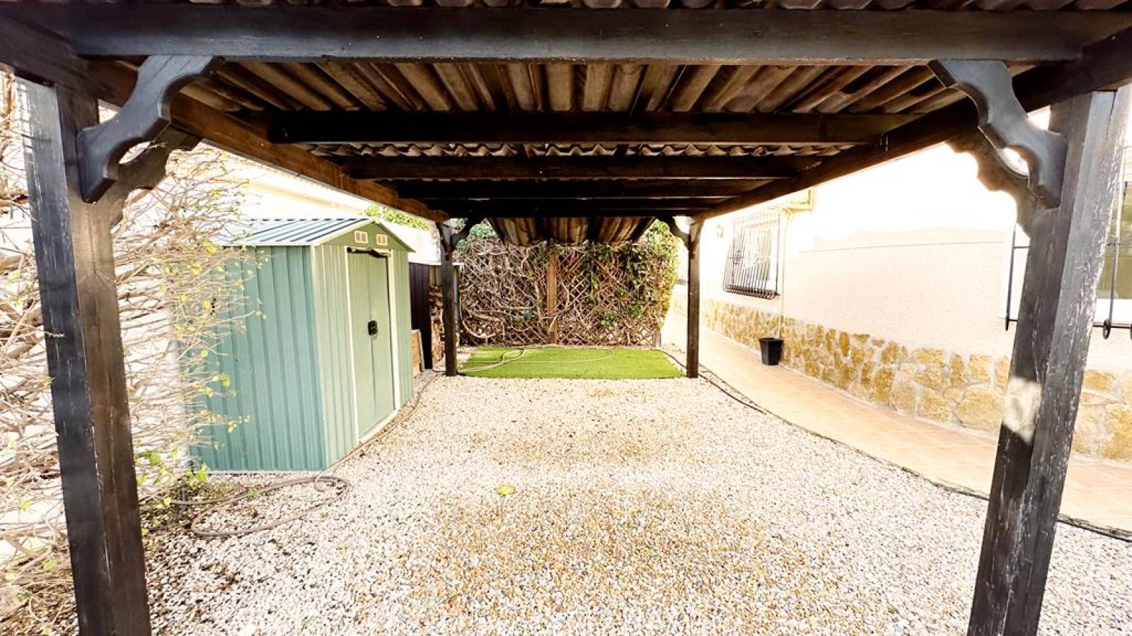 Odsprzedaż - Villa - 