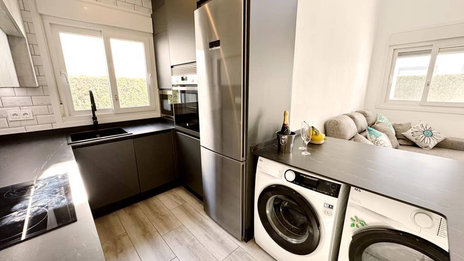 Odsprzedaż - Villa - 