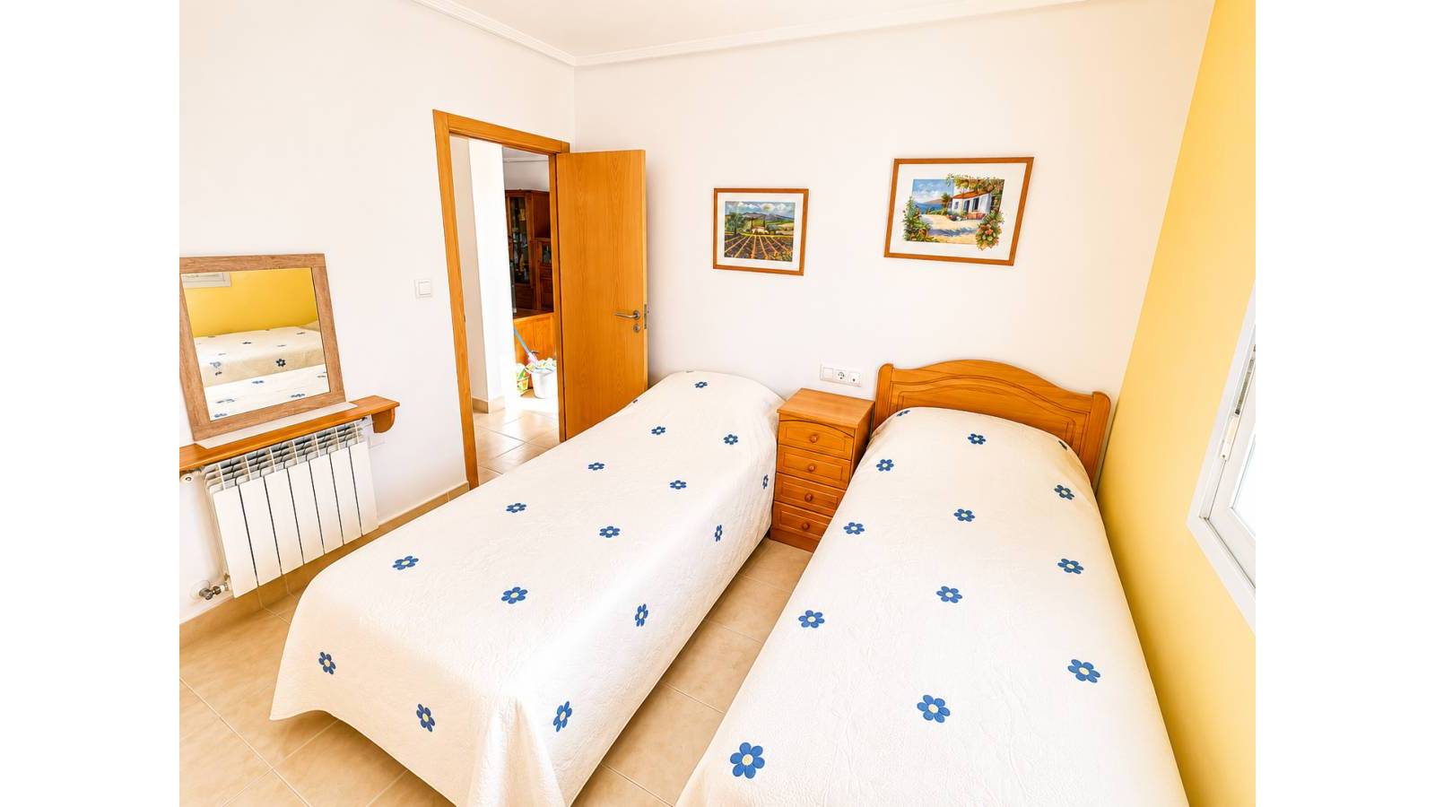 Odsprzedaż - Villa - 