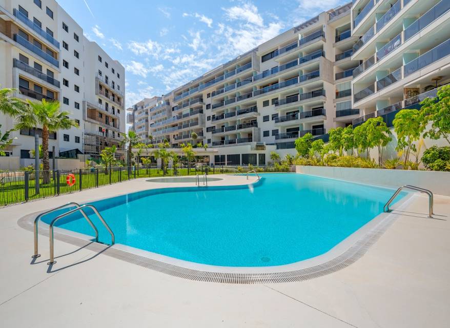 Resale - Apartment - Dehesa de campoamor