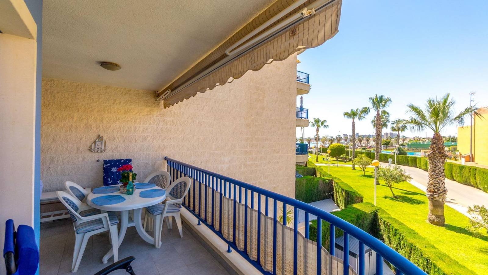 Resale - Apartment - Orihuela Costa - Campoamor