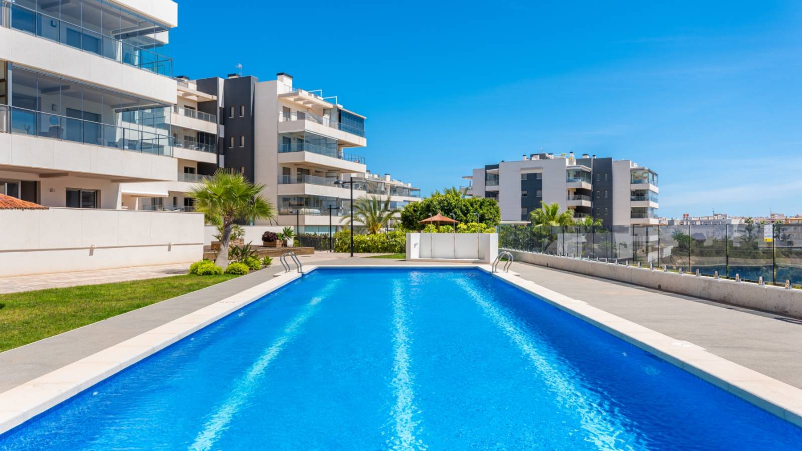 Resale - Apartment - Orihuela Costa - Los Dolses