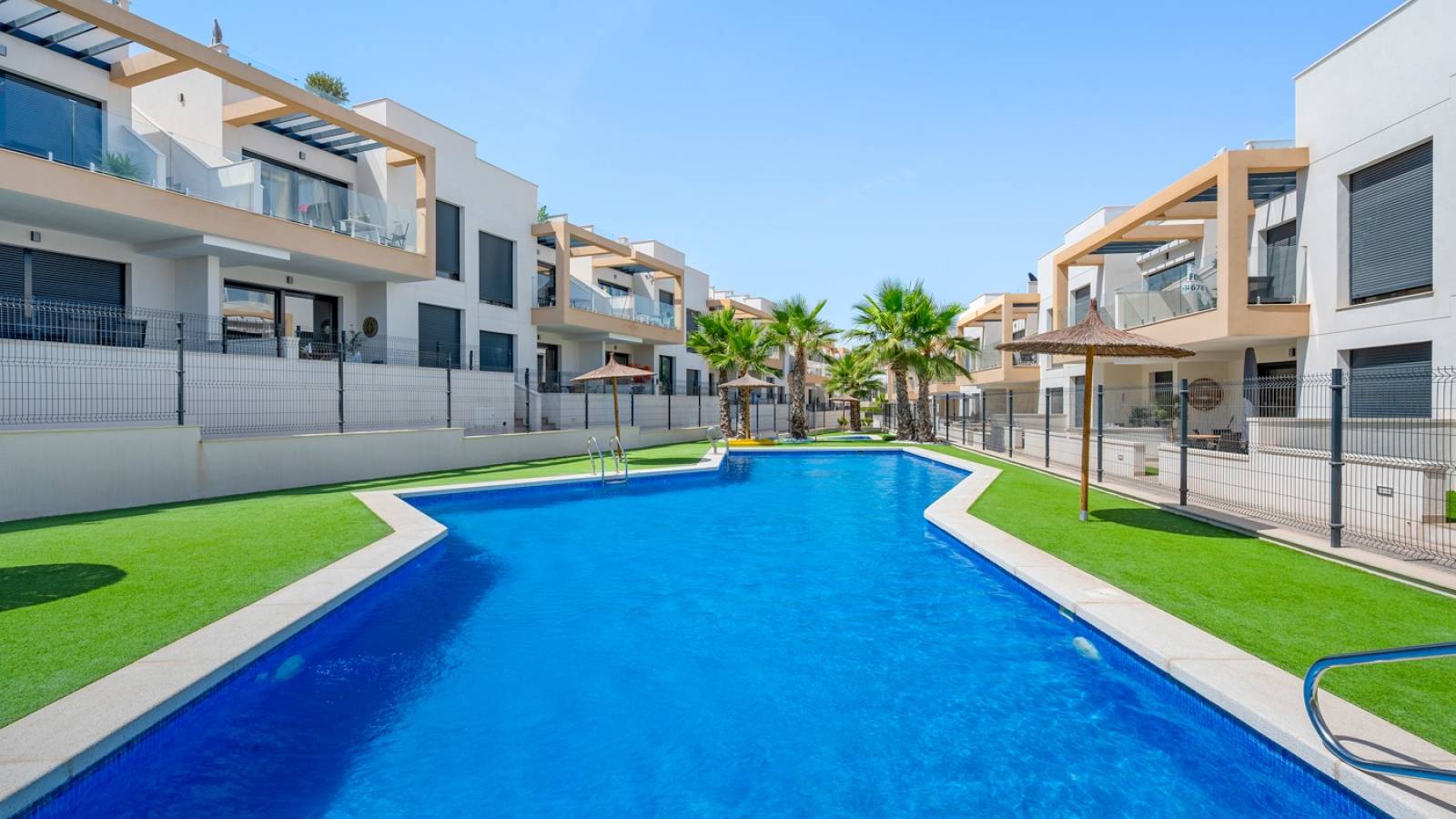Resale - Apartment - Orihuela Costa - Villamartín