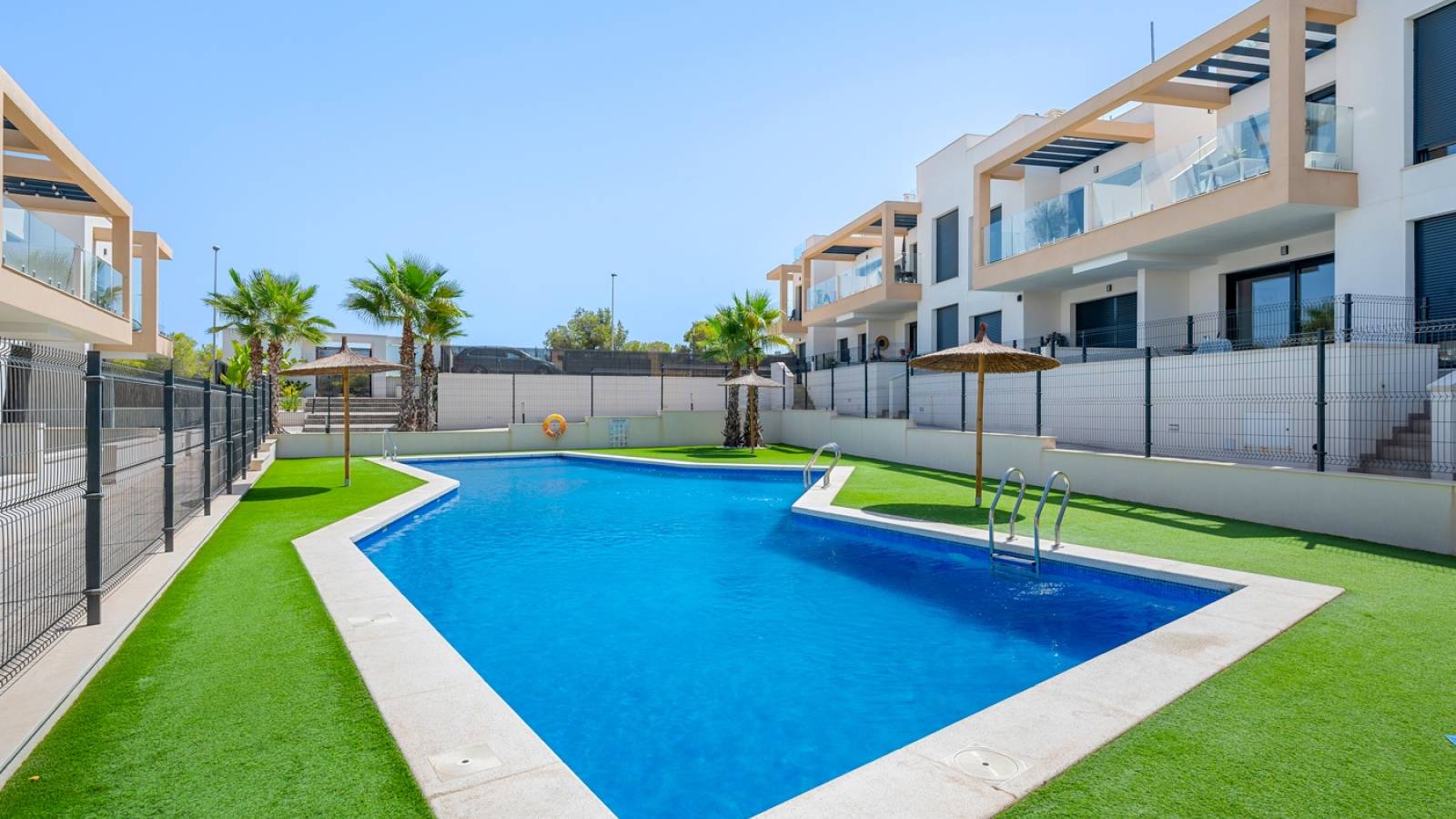 Resale - Apartment - Orihuela Costa - Villamartín