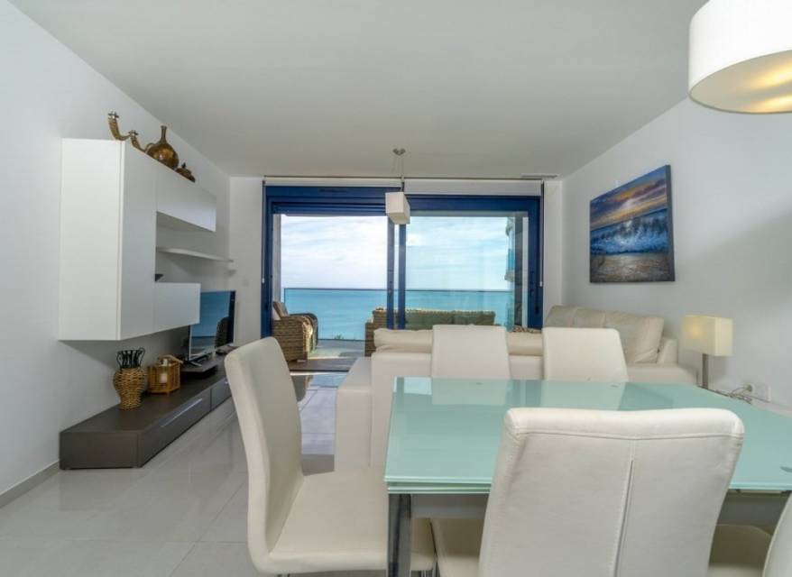 Resale - Apartment - Punta Prima