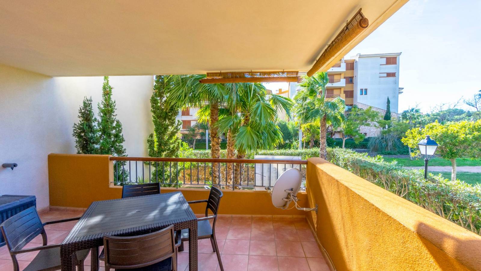 Resale - Apartment - Punta Prima