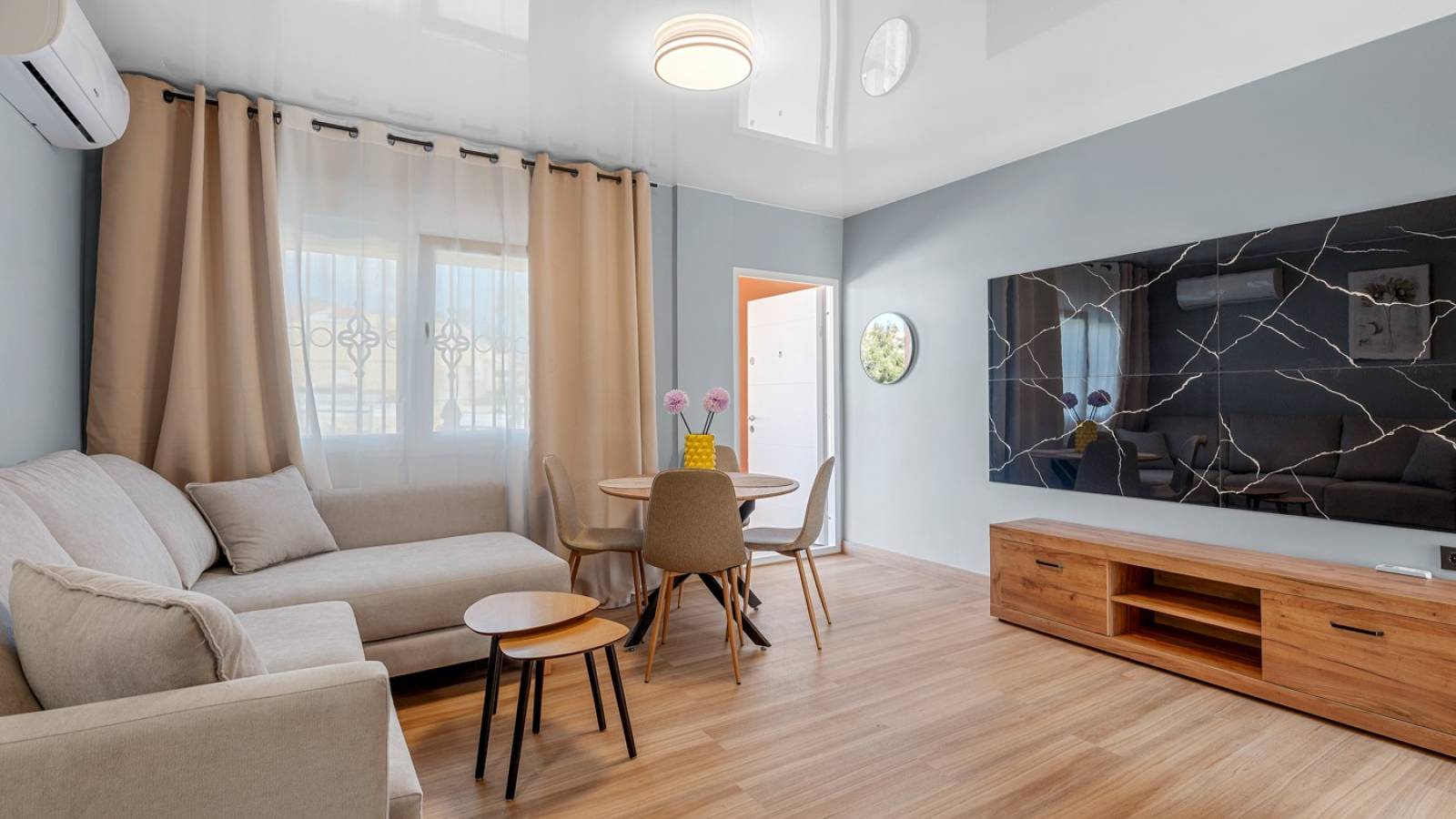 Resale - Apartment - San Miguel de Salinas - Orihuela Costa