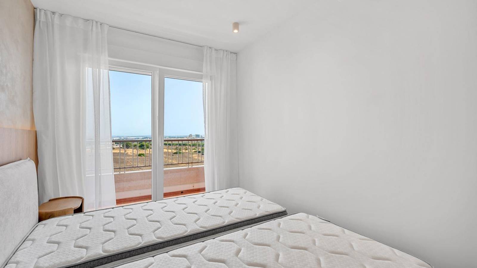 Resale - Apartment - Torrevieja - Punta Prima