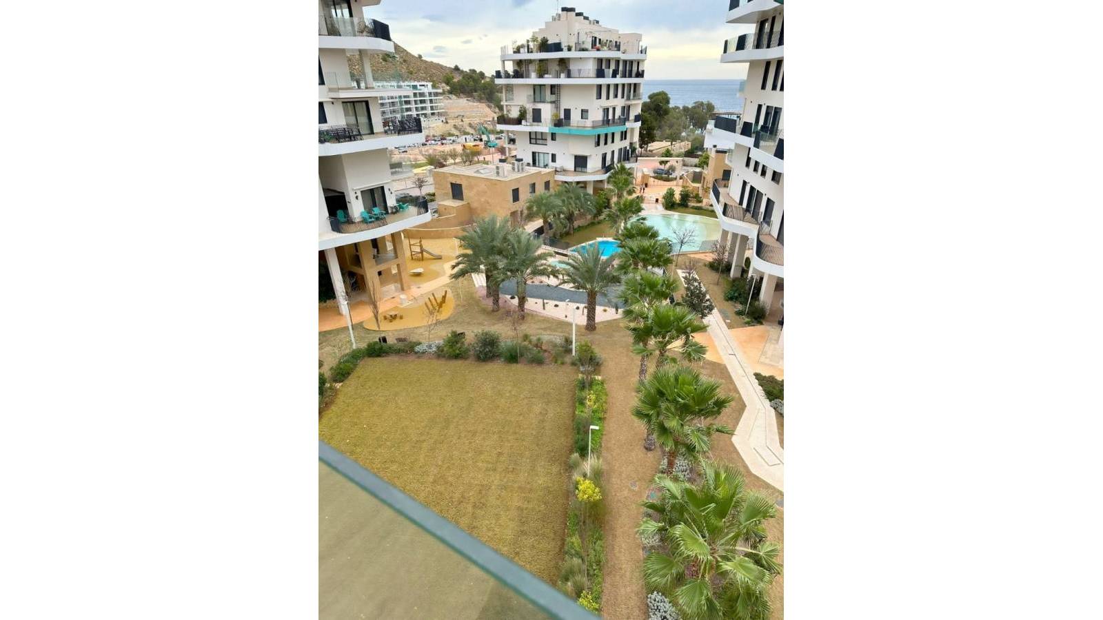 Resale - Apartment - Villajoyosa