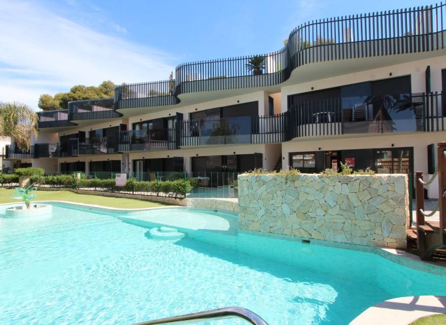 Resale - Ground floor - Lo Santiago