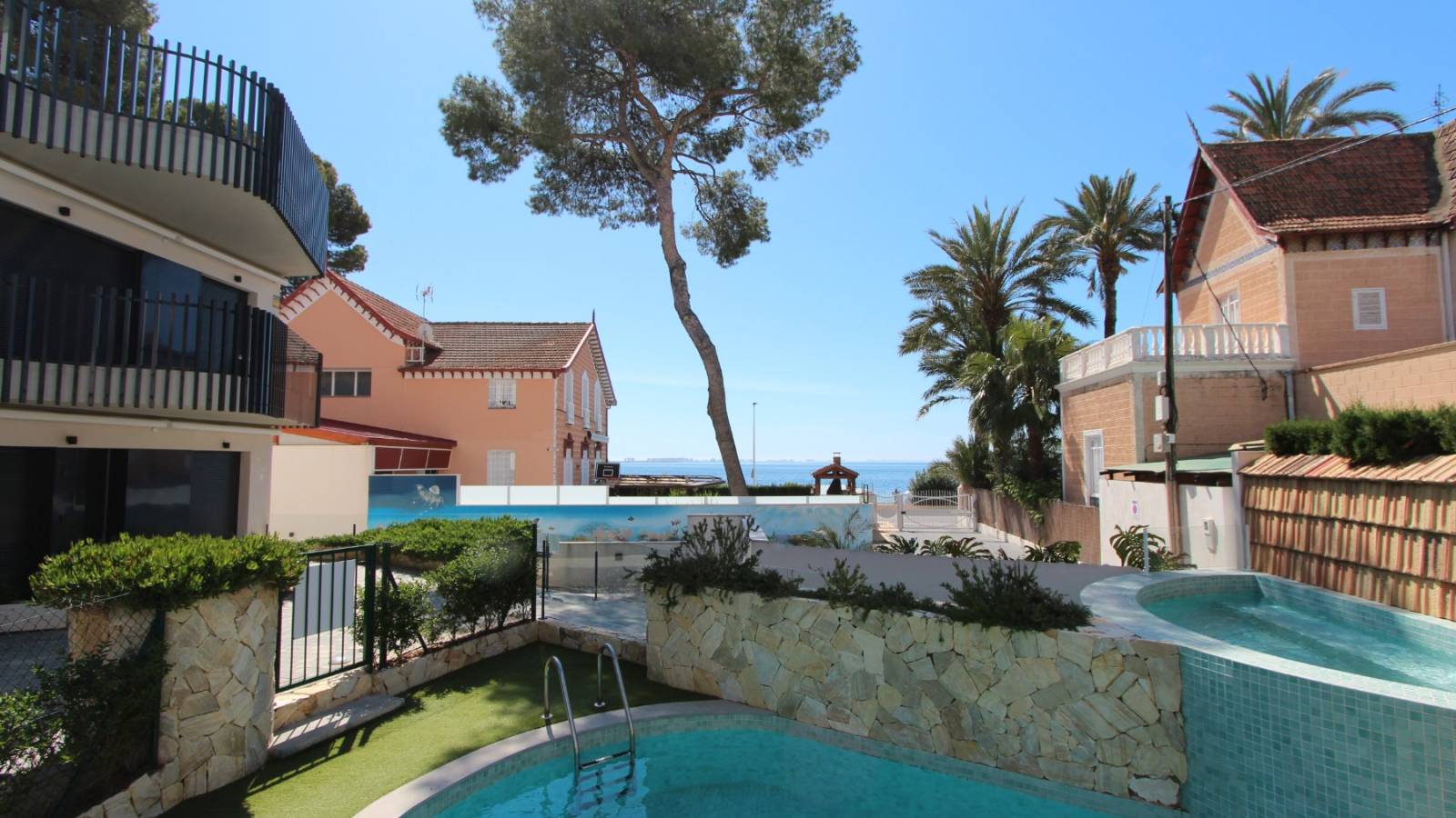 Resale - Ground floor - Lo Santiago