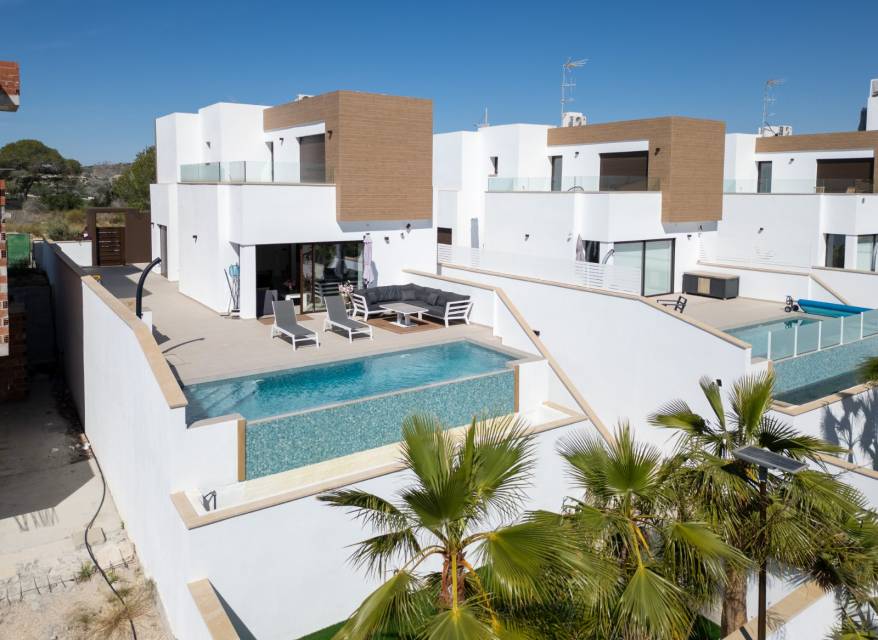 Resale - Villa - Algorfa - La finca Golf