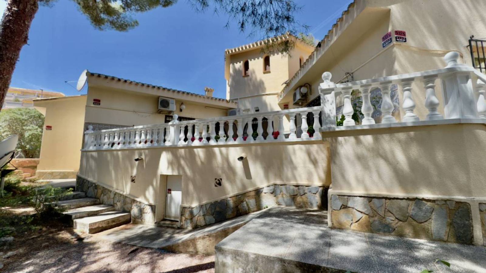 Resale - Villa - Algorfa - Montemar