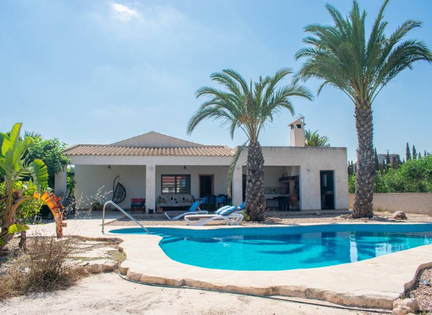 Resale - Villa - Guardamar del Segura - El Raso