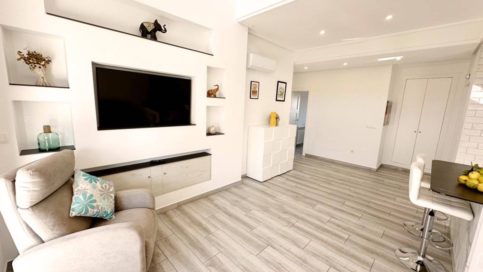 Resale - Villa - La Torre Golf Resort