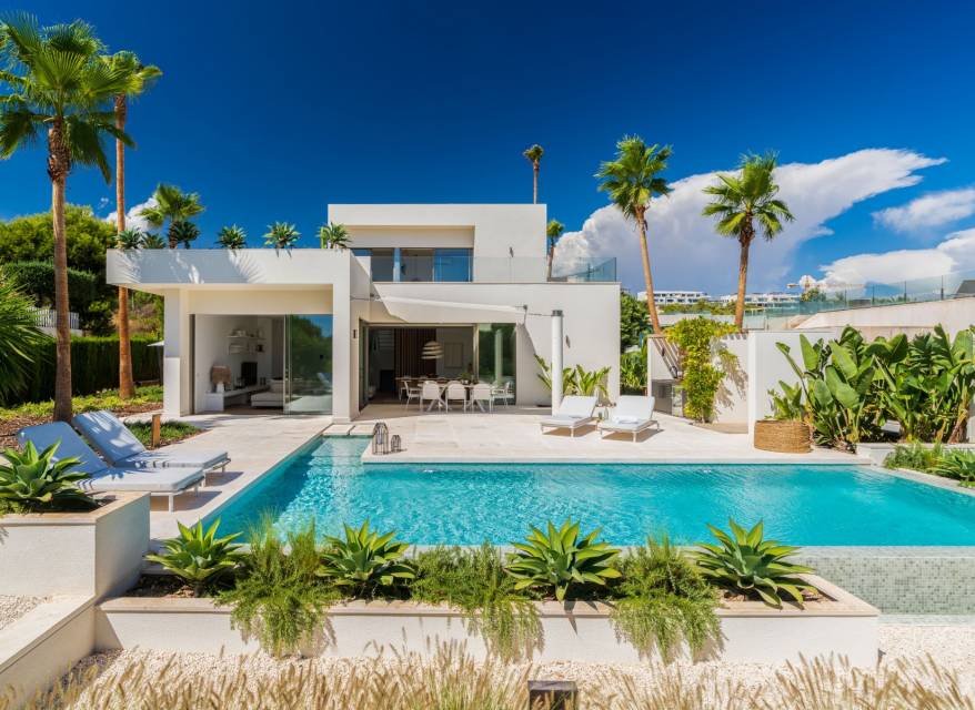 Resale - Villa - Las Colinas Golf Resort - Las Colinas