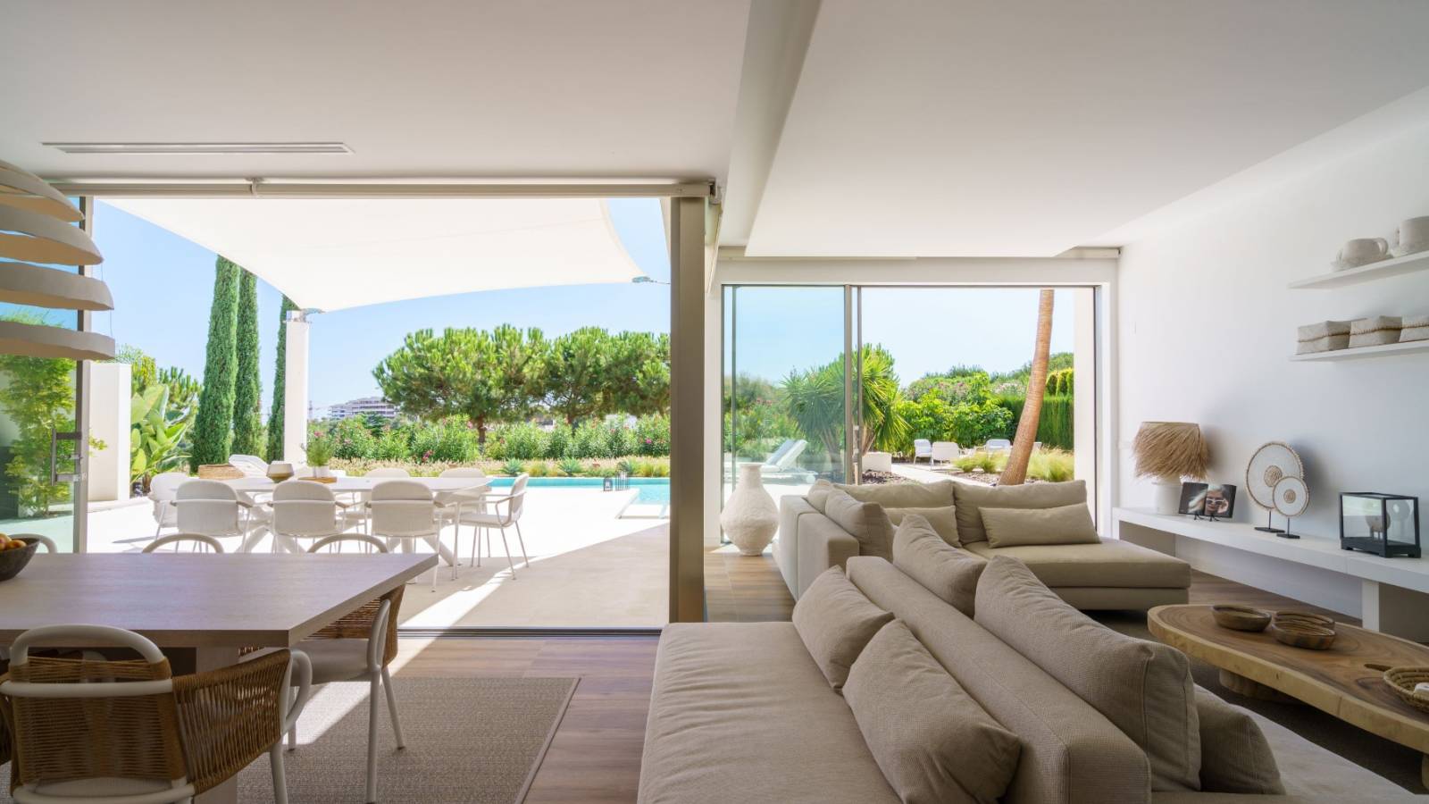 Resale - Villa - Las Colinas Golf Resort - Las Colinas