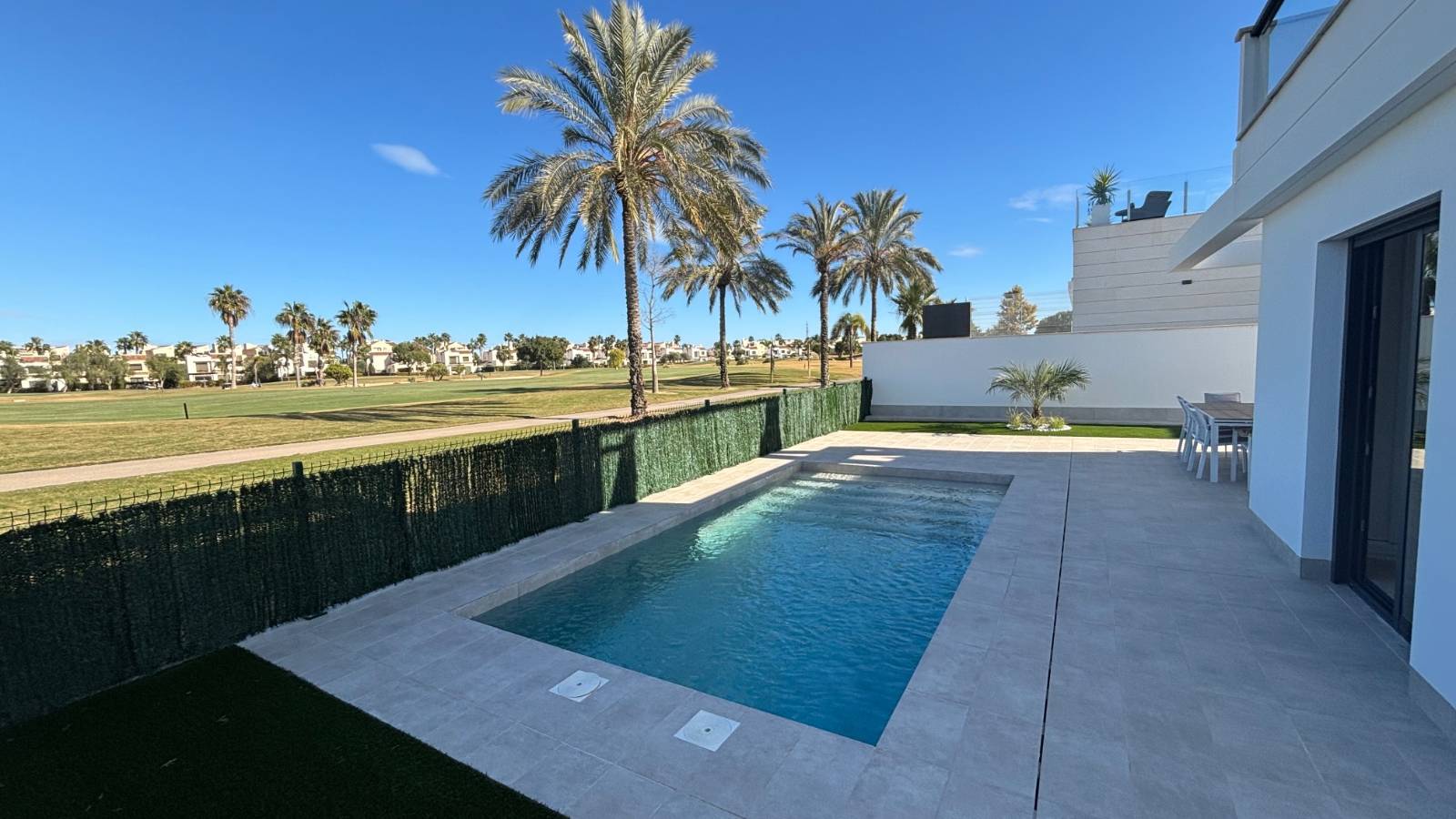 Resale - Villa - Los Alcazares - Roda