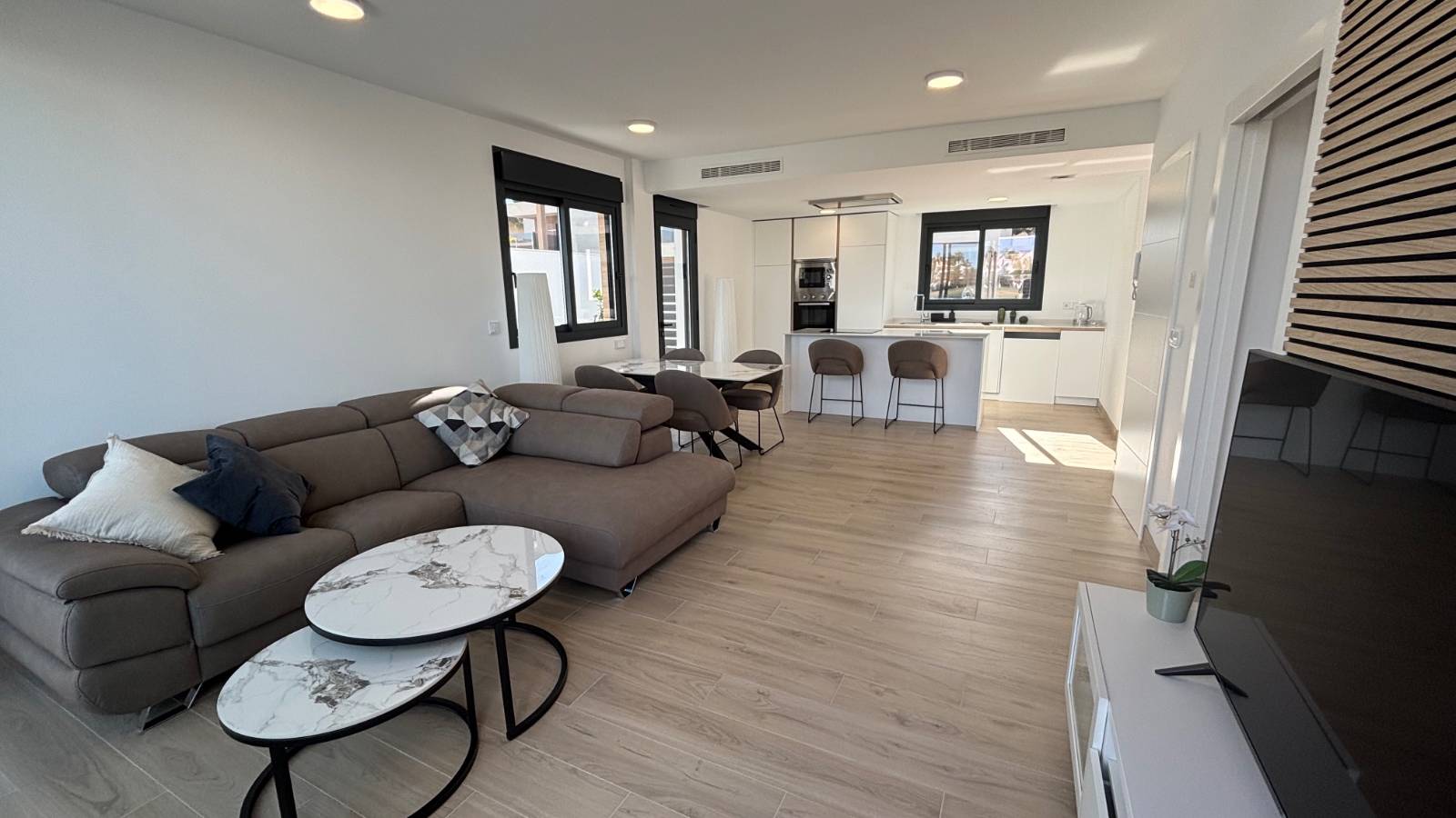 Resale - Villa - Los Alcazares - Roda