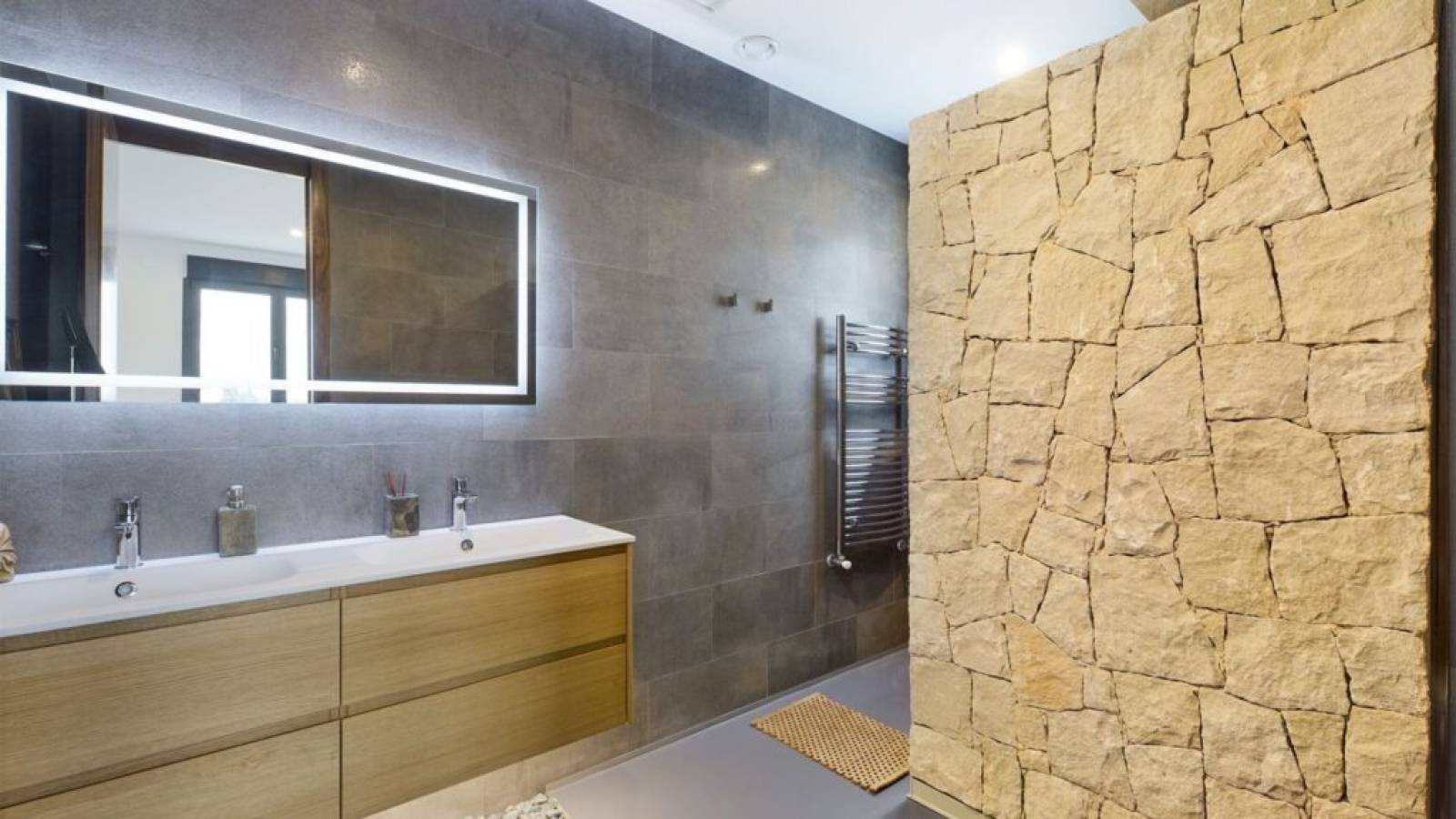 Resale - Villa - Los Alcazares