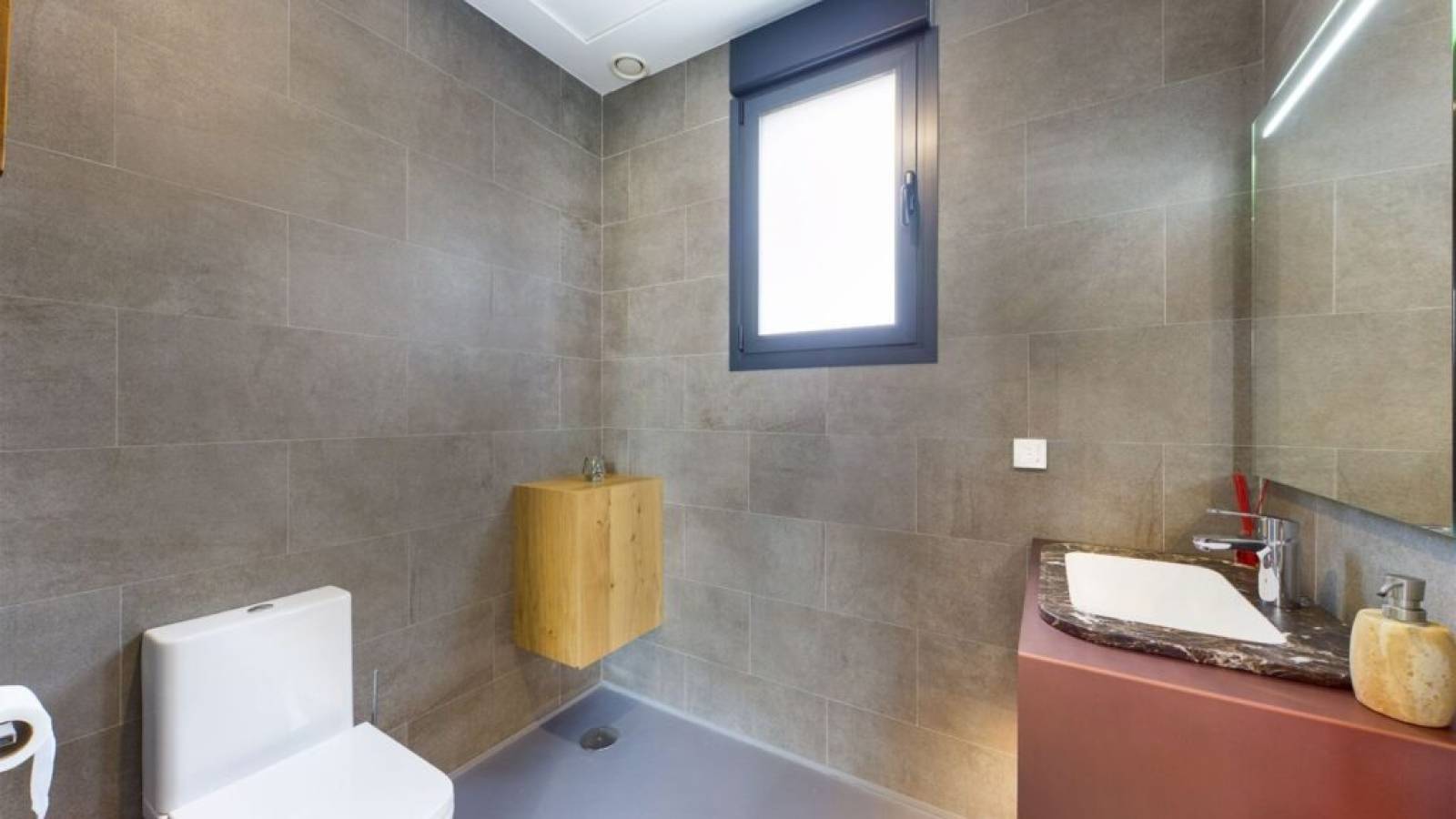 Resale - Villa - Los Alcazares