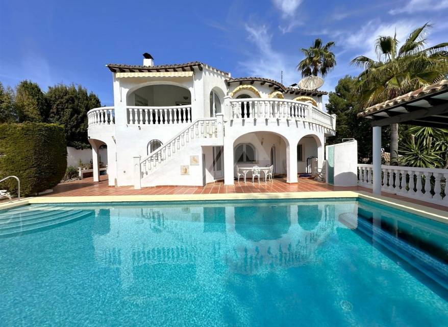 Resale - Villa - Moraira - Pinar del Advocat - Cometa