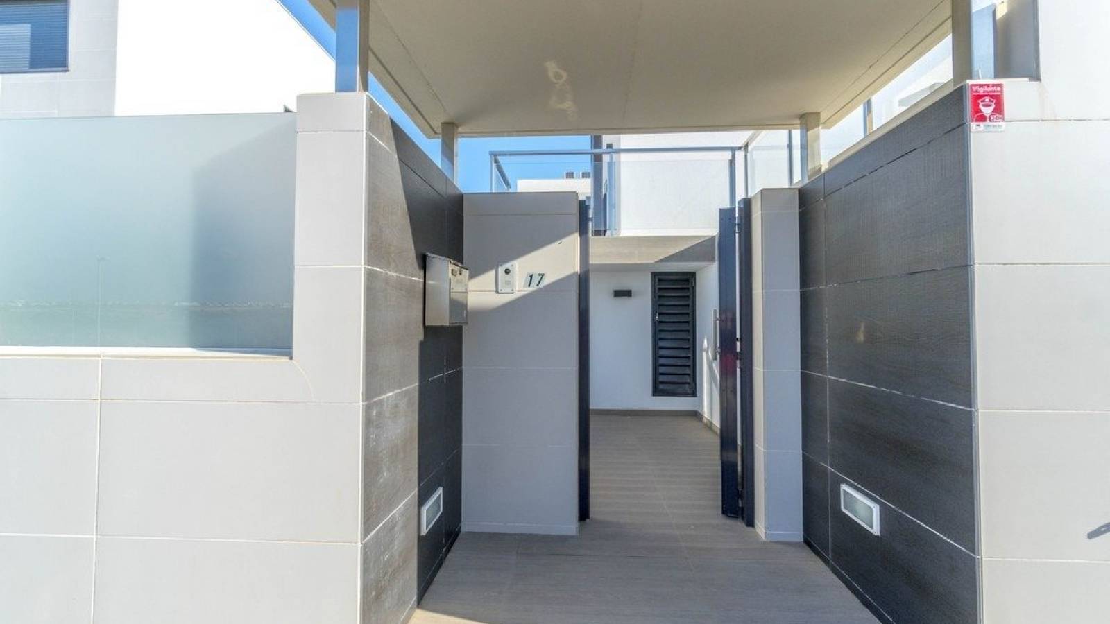 Resale - Villa - Orihuela Costa - Agua Marina