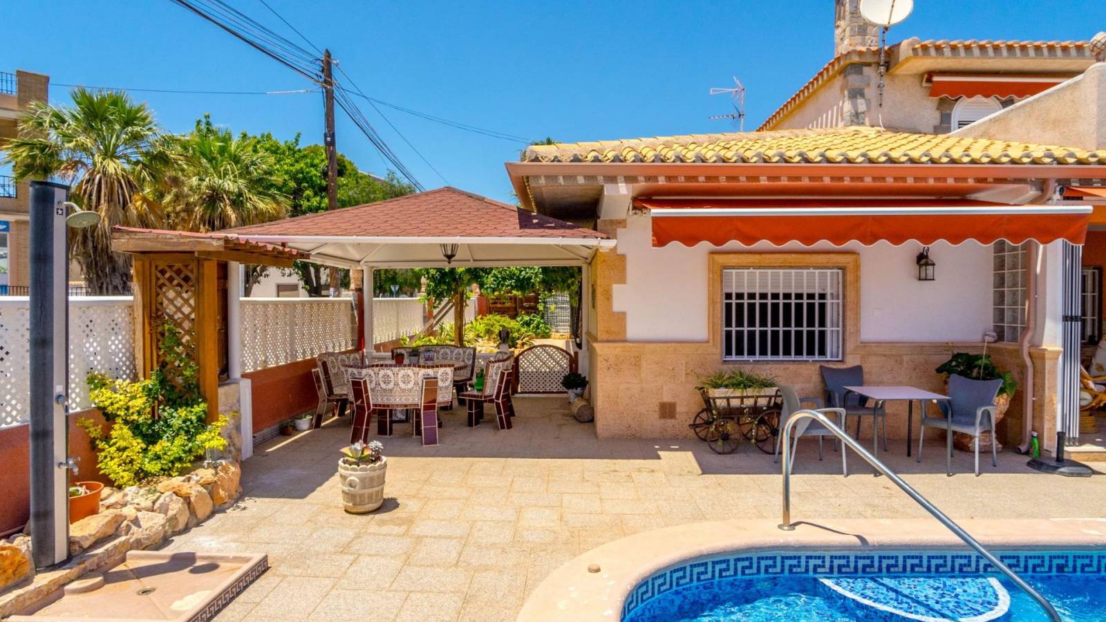 Resale - Villa - Orihuela Costa - Campoamor