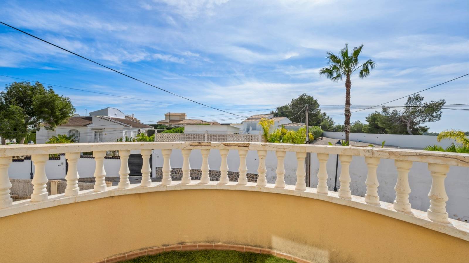 Resale - Villa - Orihuela Costa - Castillo de Don Juan