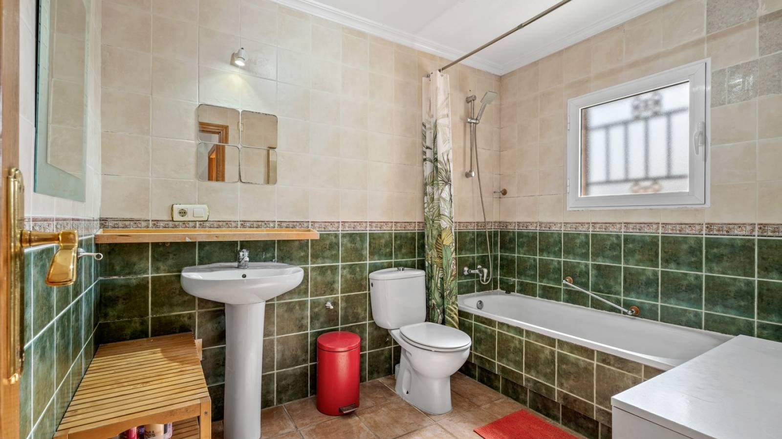 Resale - Villa - Orihuela Costa - Castillo de Don Juan