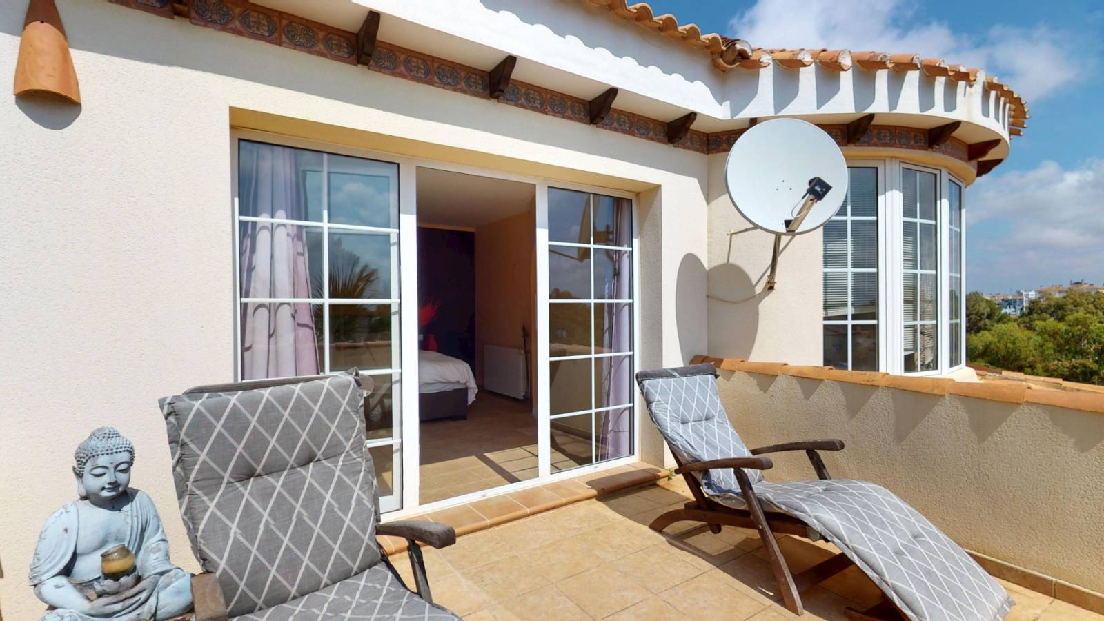 Resale - Villa - Orihuela Costa - La Zenia