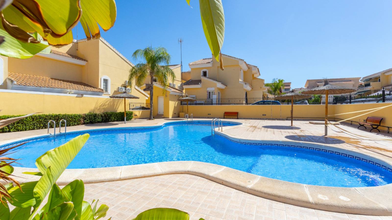 Resale - Villa - Orihuela Costa - Los Dolses