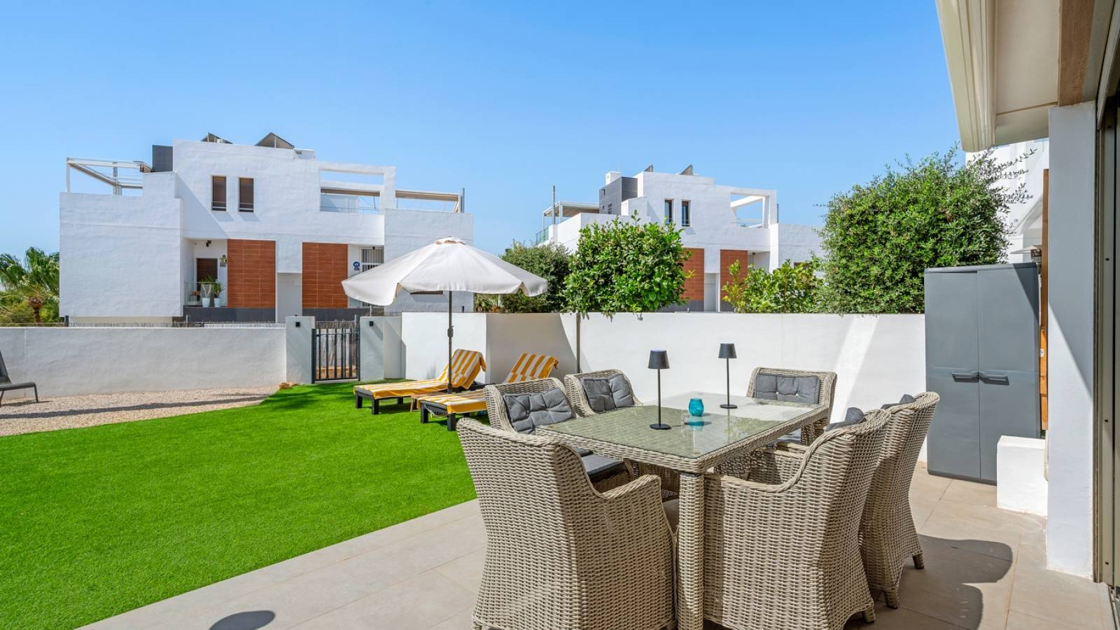 Resale - Villa - Orihuela Costa - Villamartín