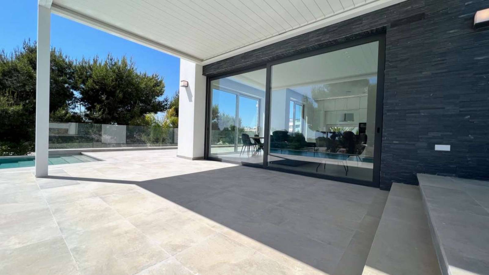 Resale - Villa - Orihuela - Las Colinas Golf