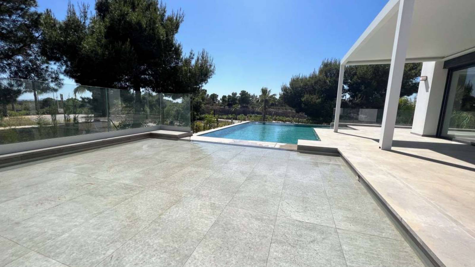 Resale - Villa - Orihuela - Las Colinas Golf