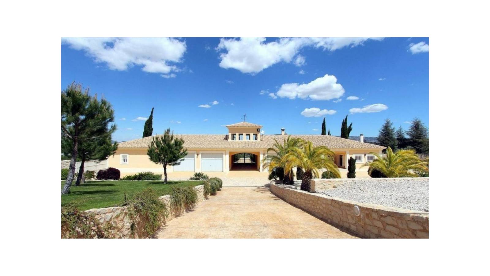 Resale - Villa - Penáguila