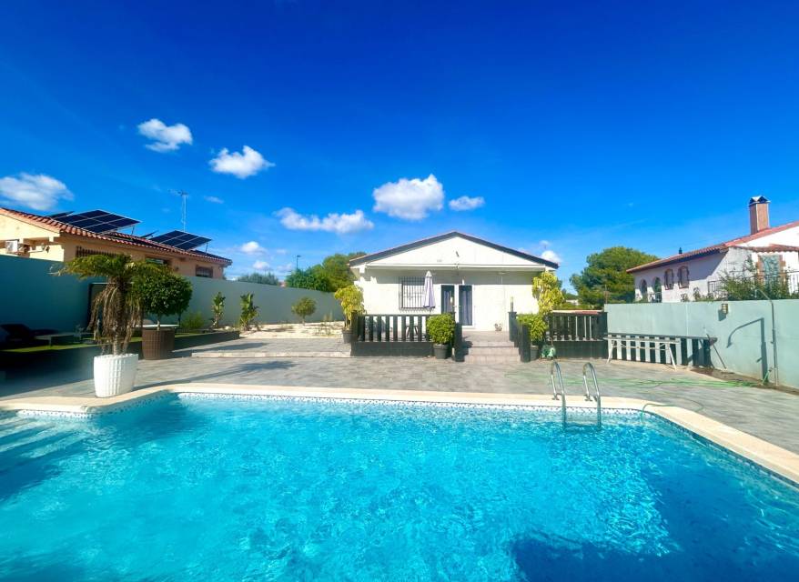 Resale - Villa - Pilar de la Horadada - Pinar de Campoverde