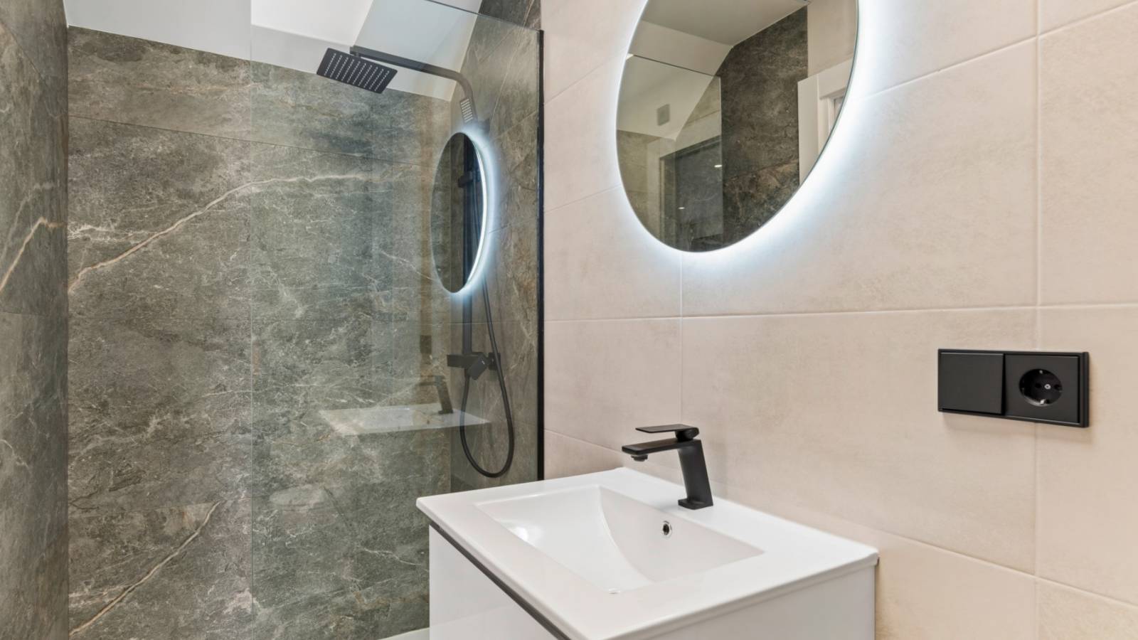 Resale - Villa - Pilar de la Horadada - Torre de la Horadada