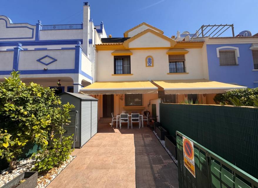 Resale - Villa - Roda