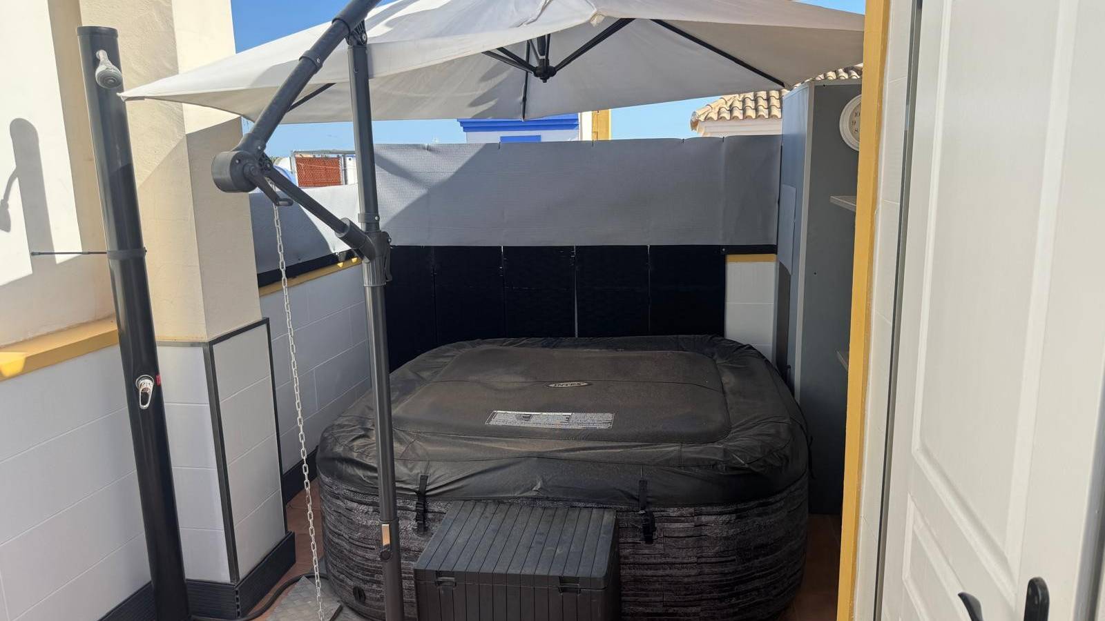 Resale - Villa - Roda