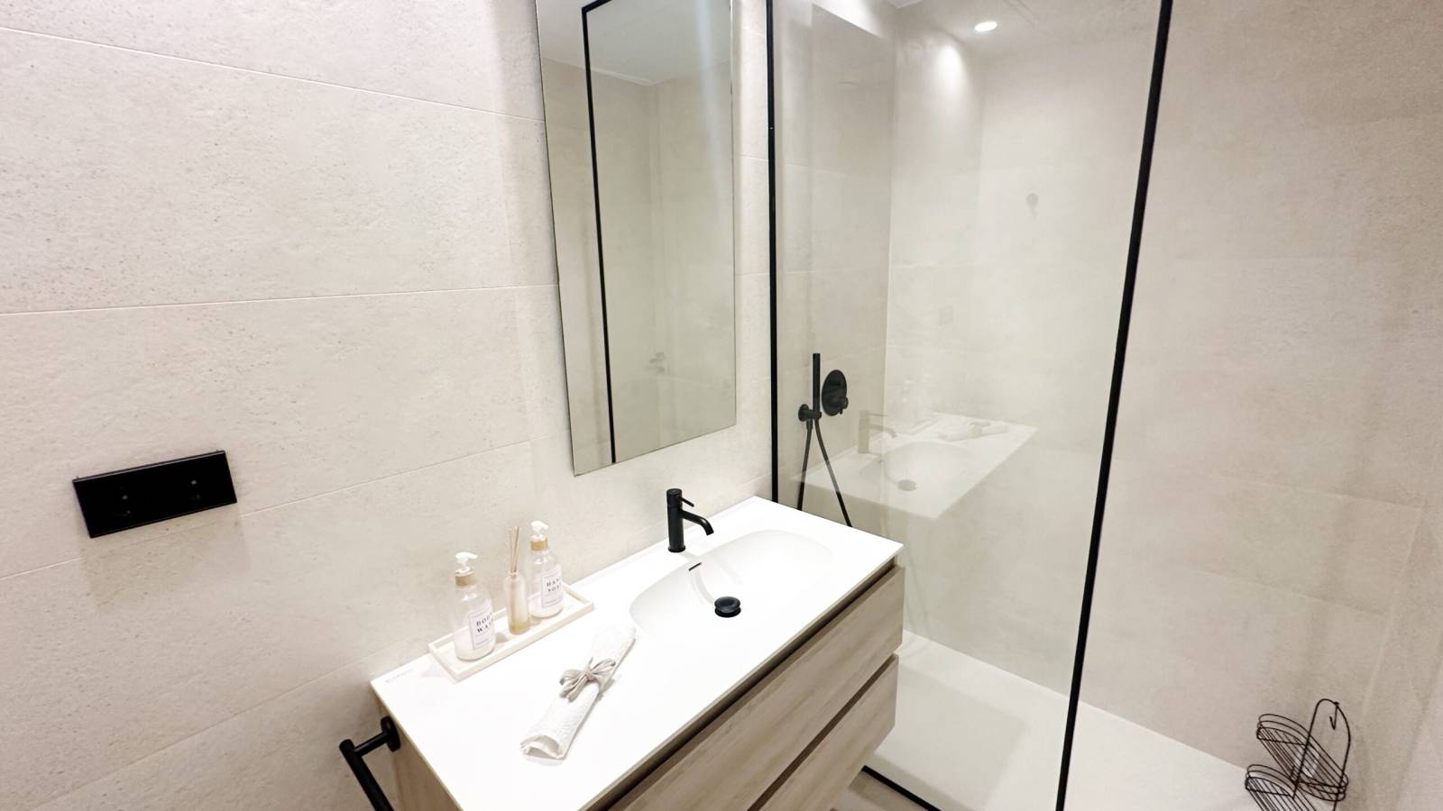 Resale - Villa - Santa Rosalia