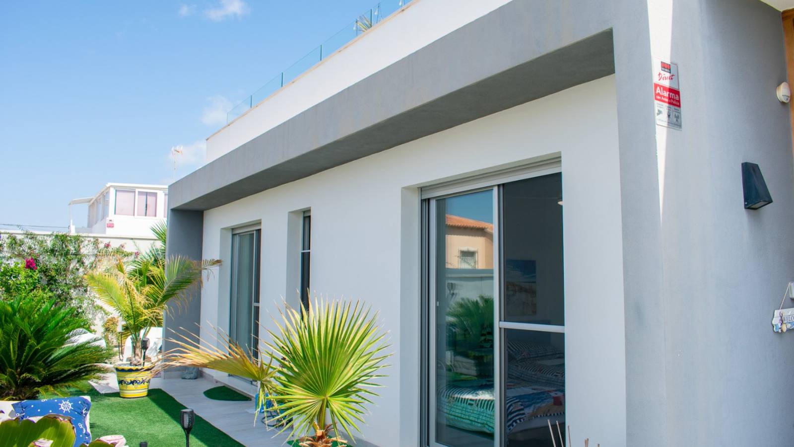 Resale - Villa - Torrevieja - El Chaparral