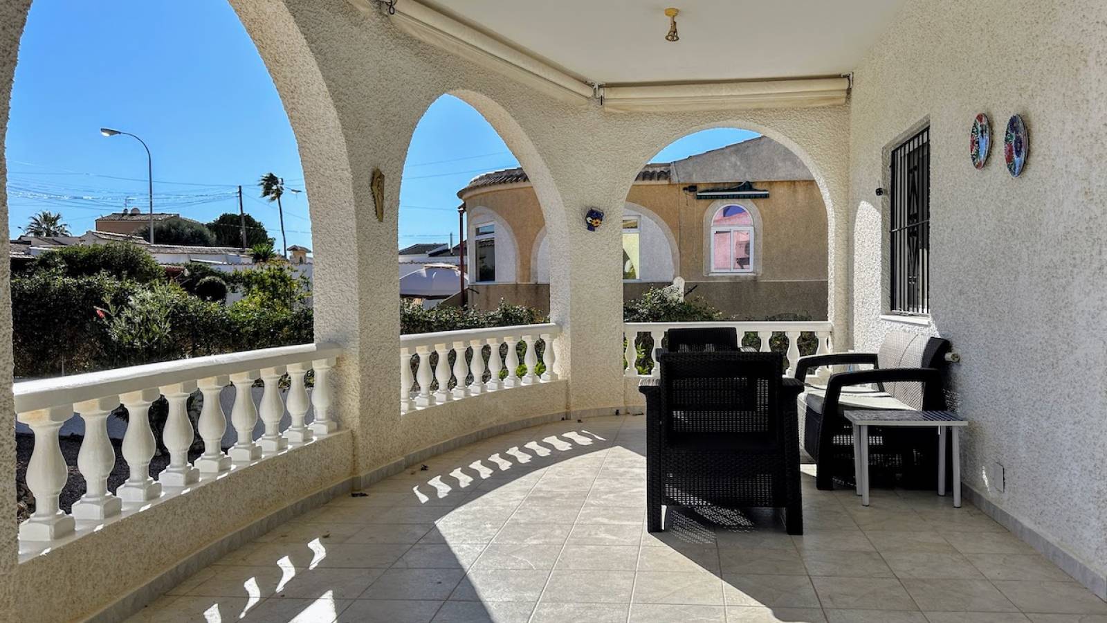 Resale - Villa - Torrevieja - El Chaparral