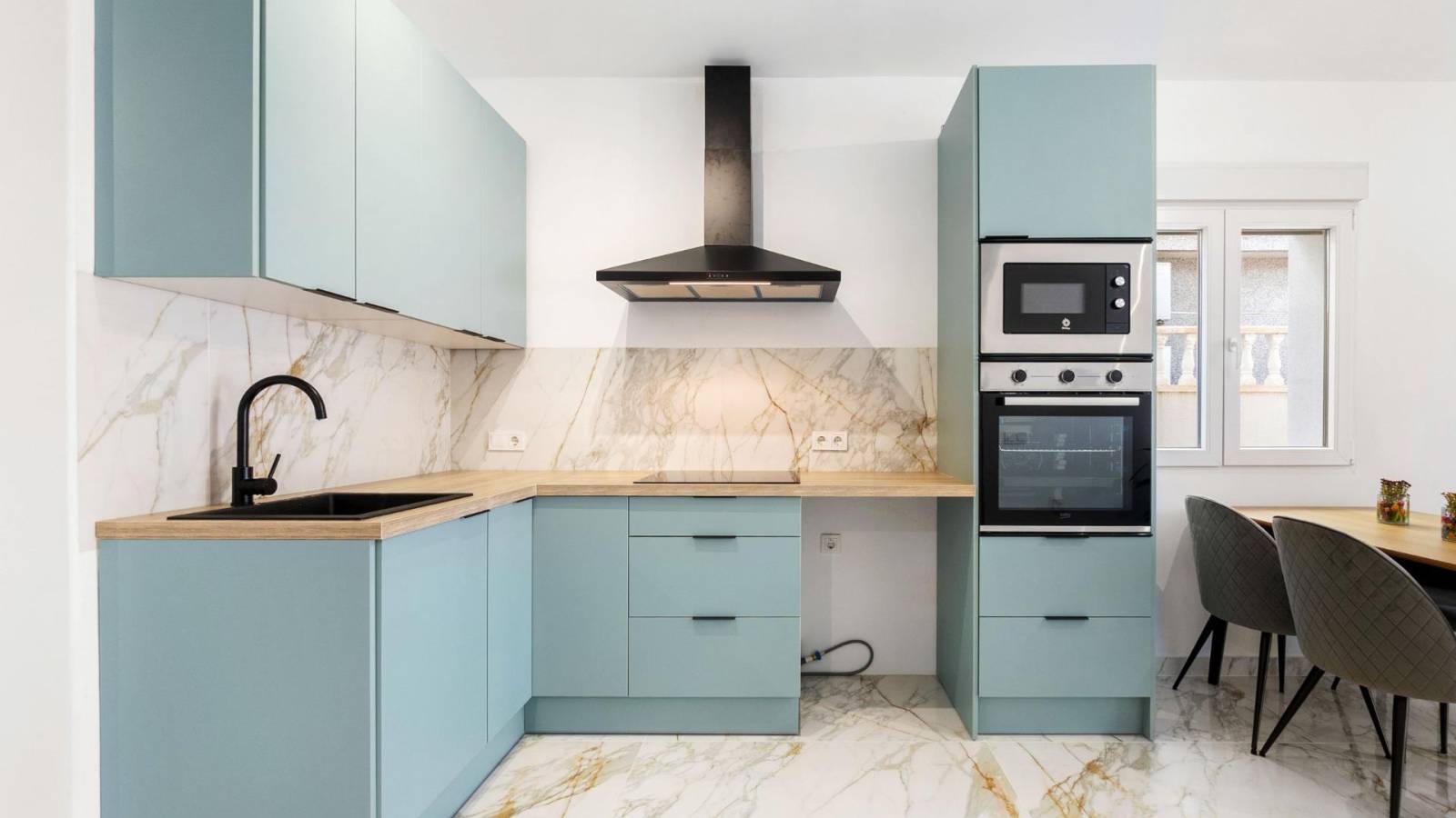 Resale - Villa - Torrevieja - El Chaparral