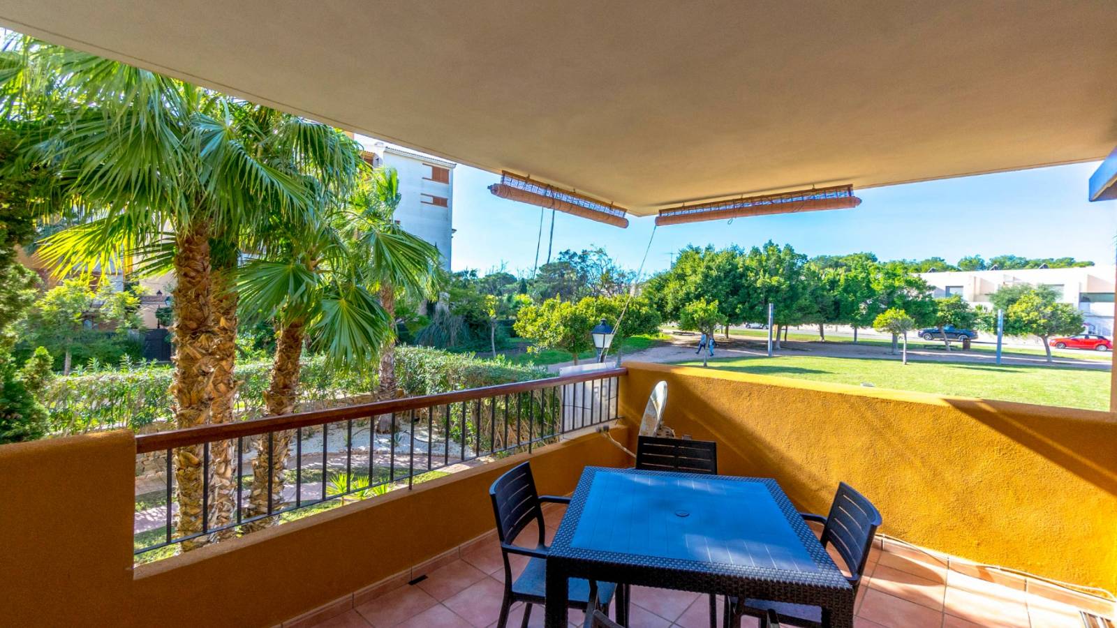 Revente - Appartement - Punta Prima