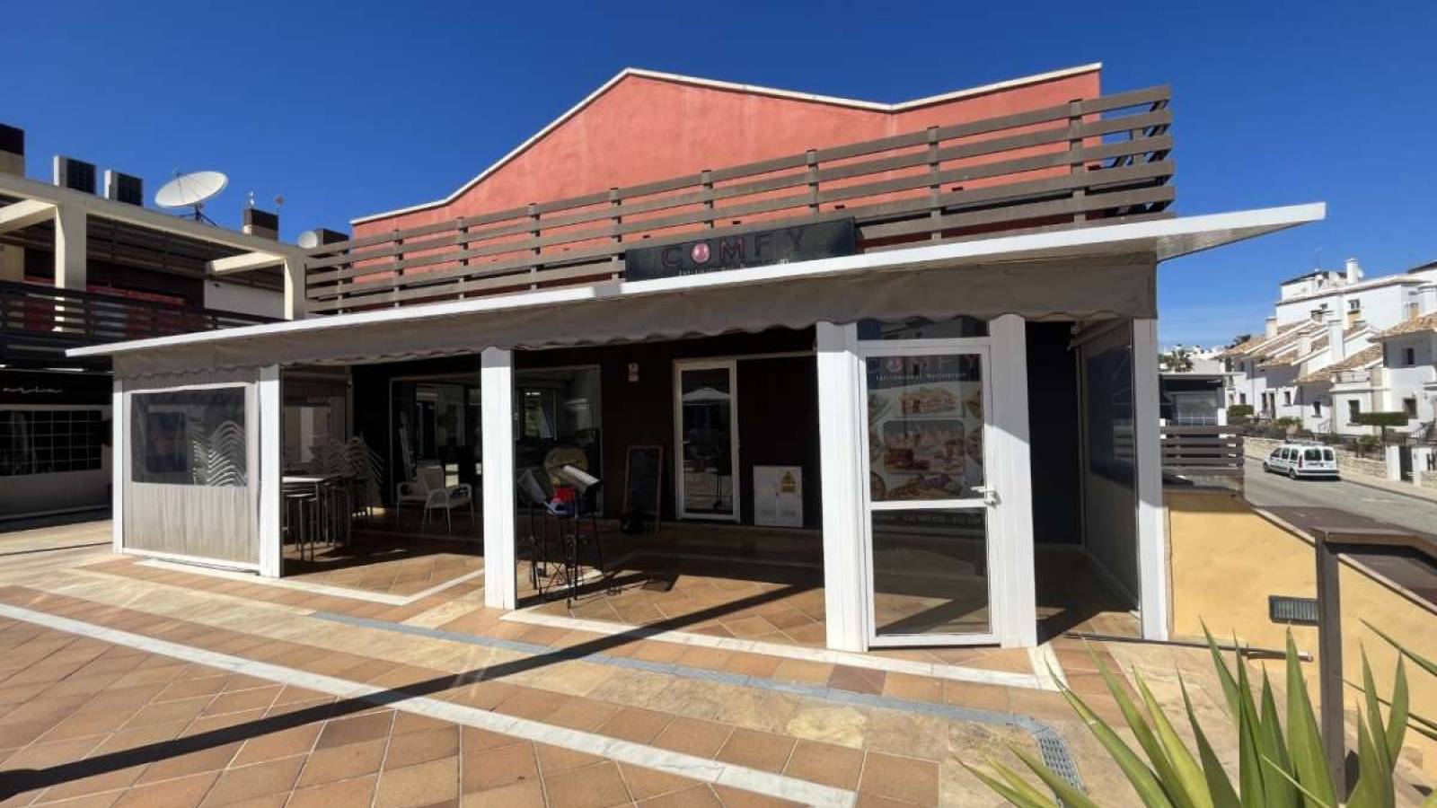 Revente - Commercial - Dehesa de Campoamor