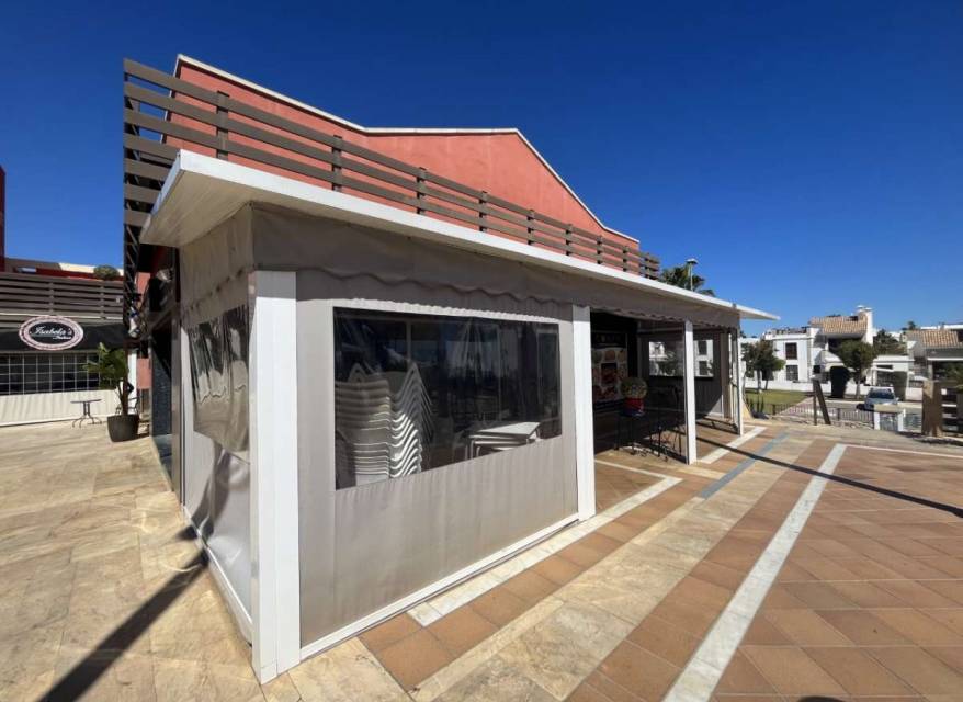 Revente - Commercial - Dehesa de Campoamor