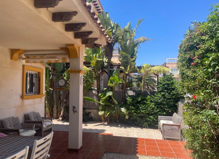 Revente - Villa - Orihuela Costa - La Regia