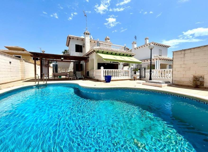 Revente - Villa - Orihuela Costa - La Zenia